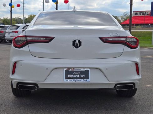 Used 2022 Acura TLX w/ Technology Package image 16