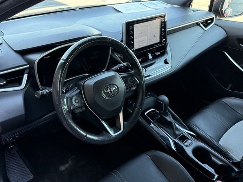 Used 2019 Toyota Corolla XSE image 19