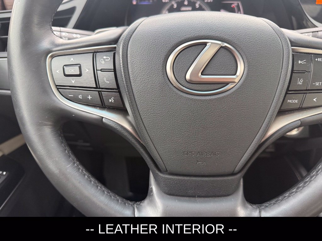 Used 2023 Lexus ES 350 w/ Premium Package FWD image 11