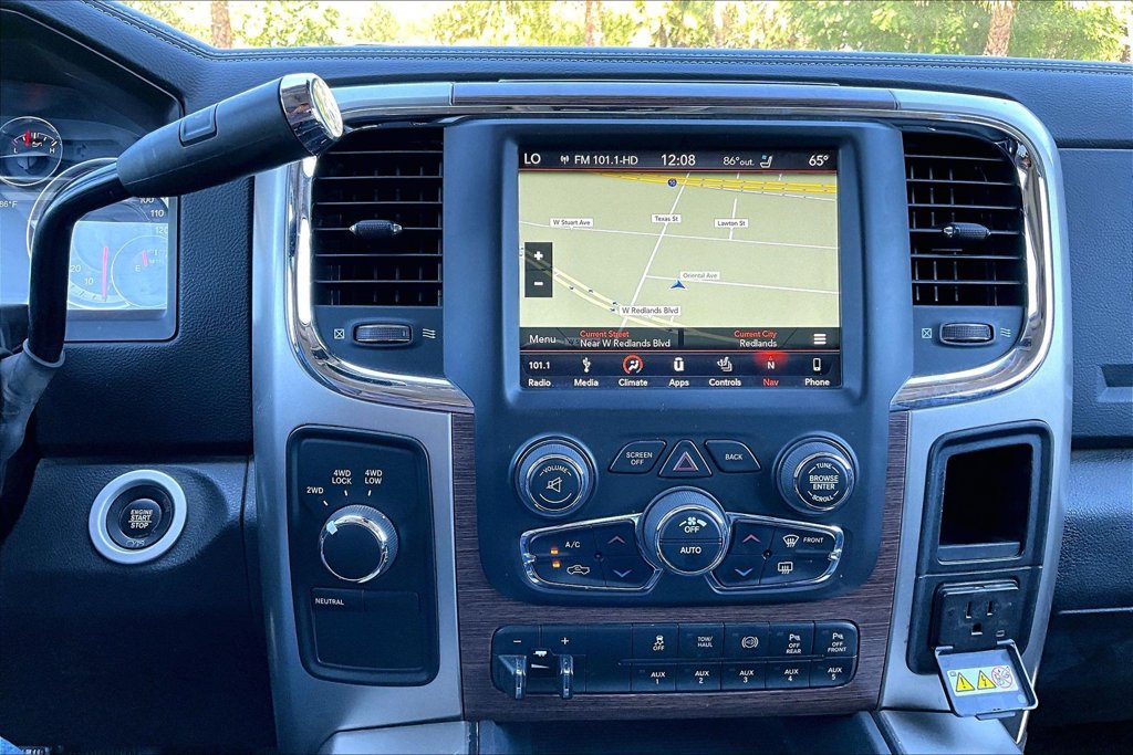 Used 2018 RAM 2500 Laramie AWD/4WD image 30