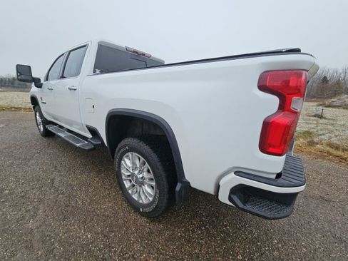 Used 2020 Chevrolet Silverado 3500 High Country w/ LPO, Dark Essentials Package image 5