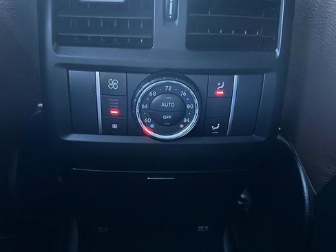 Used 2014 Mercedes-Benz GL 450 4MATIC w/ Appearance Package image 22