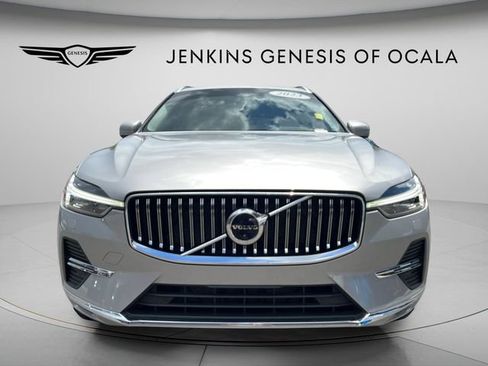 Used 2023 Volvo XC60 B5 Plus w/ Climate Package FWD image 8