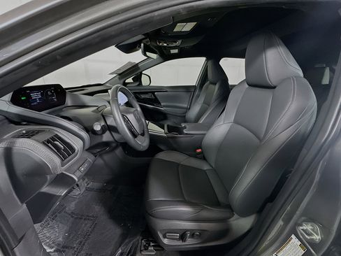 Used 2024 Toyota bZ4X Limited image 12