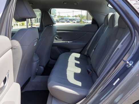 New 2026 Hyundai Elantra Sport image 9