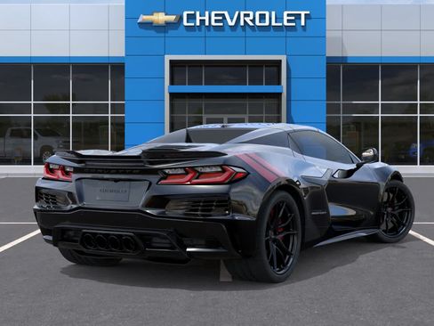 New 2027 Chevrolet Corvette Grand Sport RWD image 4