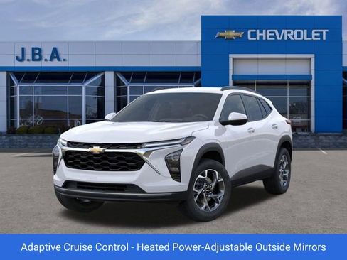 New 2026 Chevrolet Trax LT w/ Driver Confidence Package image 6