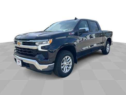 Certified 2023 Chevrolet Silverado 1500 LT w/ Z71 Off-Road Package image 5