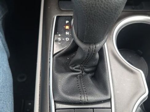 Used 2024 Toyota Camry LE image 34