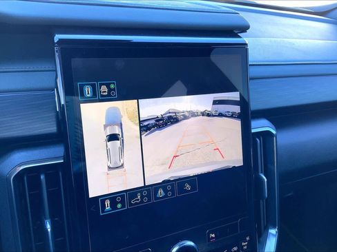 Certified 2025 GMC Acadia AT4 image 27