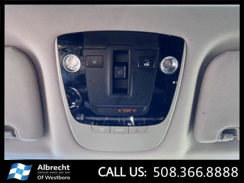 Used 2022 Kia Sorento S w/ Panoramic Sunroof Package image 30