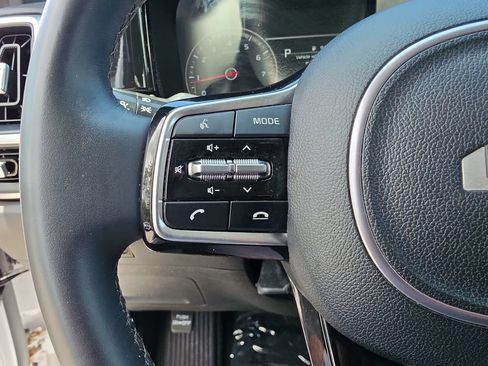 Used 2023 Kia Sorento S w/ Panoramic Sunroof Package FWD image 20