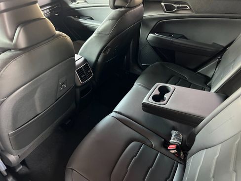New 2026 Kia Sportage SX image 12