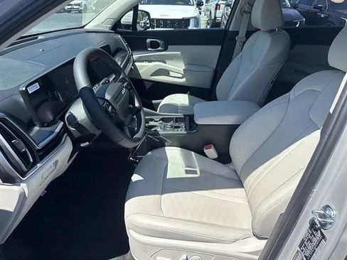 New 2026 Kia Sorento S FWD image 8
