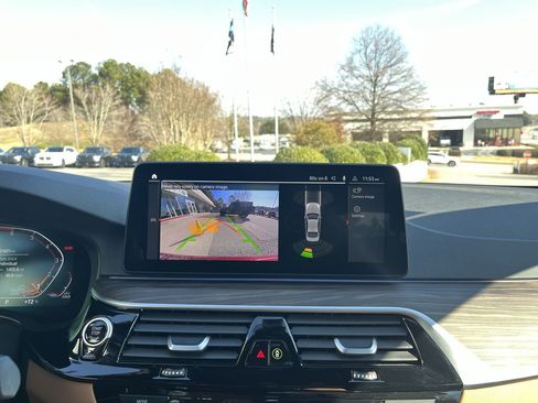 Certified 2023 BMW 530i xDrive w/ M Sport Package image 25