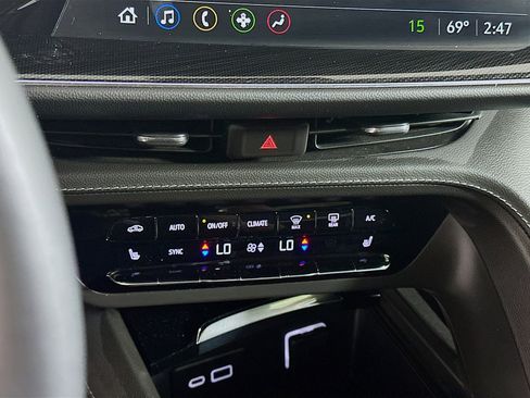 Used 2022 Buick Envision Preferred image 23