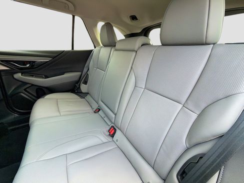 Certified 2025 Subaru Outback Limited w/ Popular Package #2 image 21