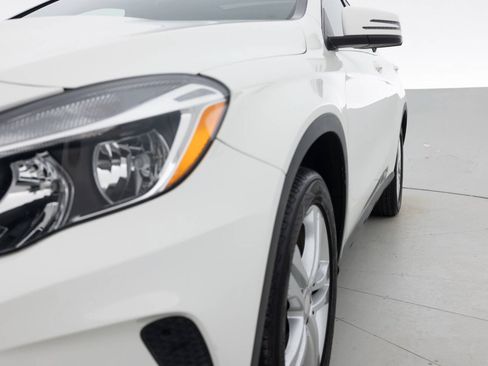 Used 2015 Mercedes-Benz GLA 250 4MATIC image 12