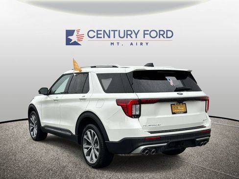 Certified 2025 Ford Explorer Platinum w/ Ultimate Package AWD/4WD image 4