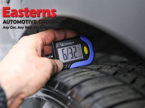 Used 2024 Volkswagen Tiguan Wolfsburg Edition image 27