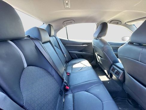 Used 2018 Toyota Camry XSE image 24