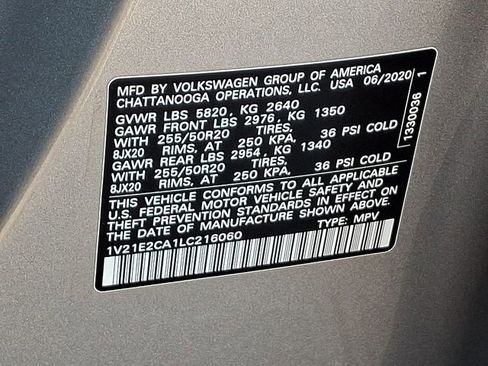 Used 2020 Volkswagen Atlas Cross Sport SE image 29