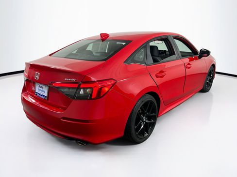 Used 2023 Honda Civic Sport image 5