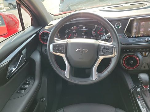Used 2019 Chevrolet Blazer RS w/ Sun and Wheels Package FWD image 13
