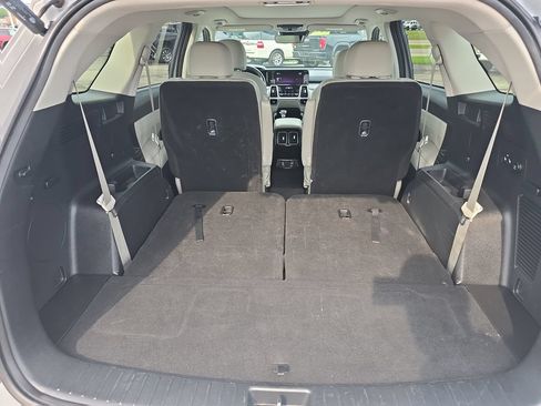 Used 2022 Kia Sorento SX AWD/4WD image 13