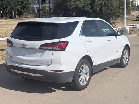 Used 2024 Chevrolet Equinox LT FWD image 4