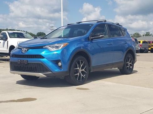 Used 2016 Toyota RAV4 SE AWD/4WD image 10