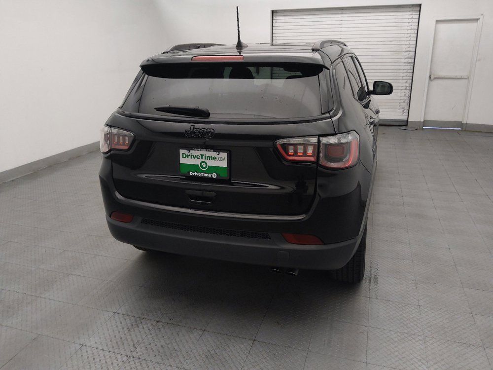 Used 2021 Jeep Compass Latitude FWD image 7