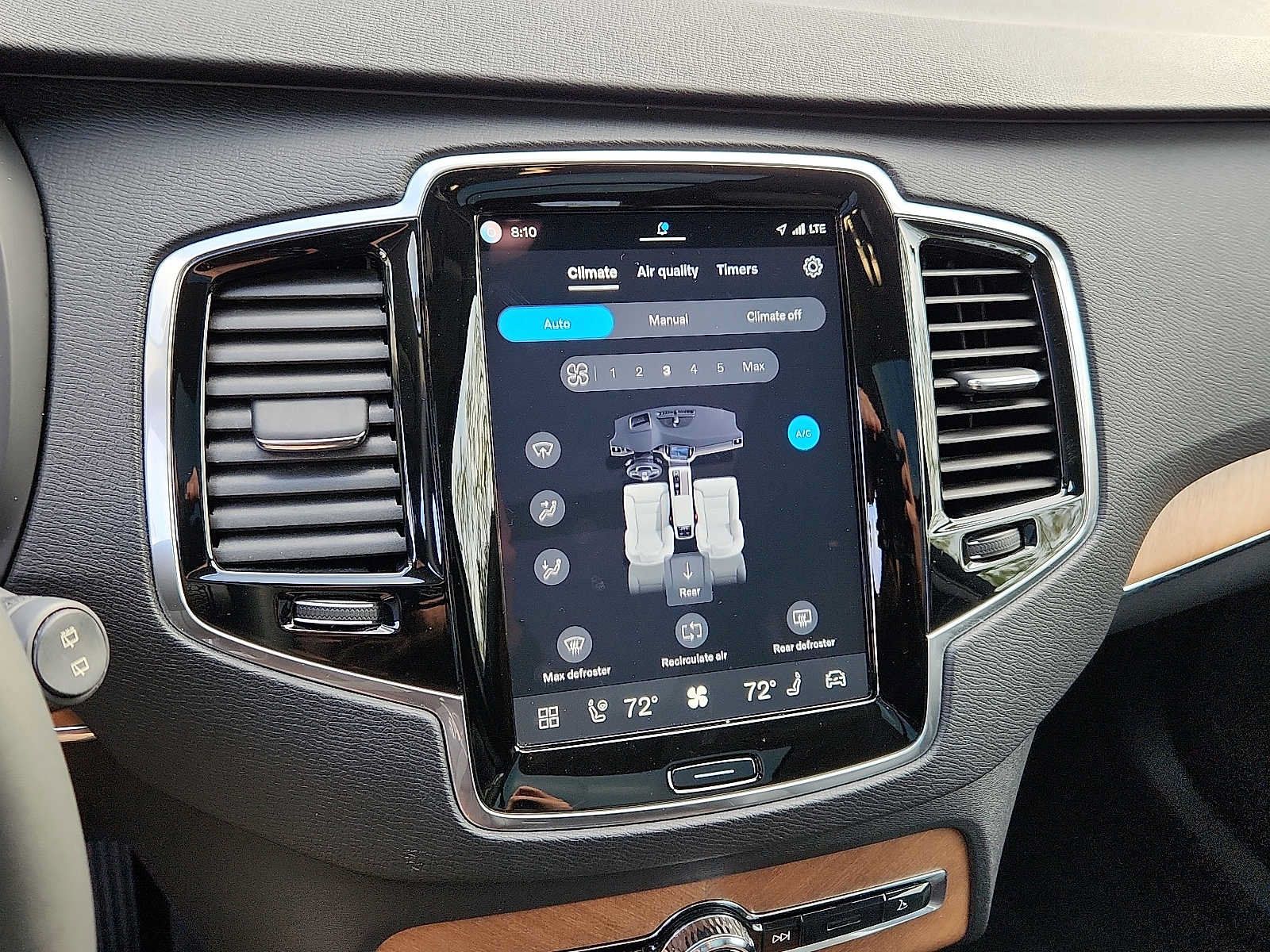 Certified 2023 Volvo XC90 B6 Plus AWD/4WD image 15