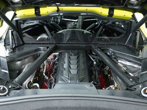 Used 2022 Chevrolet Corvette Stingray Premium Cpe w/ Z51 Performance Package RWD image 30