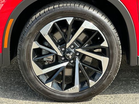 Used 2024 Mitsubishi Outlander SE FWD image 37