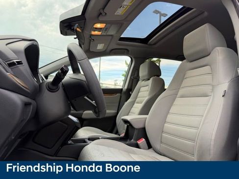 Used 2017 Honda CR-V EX image 18