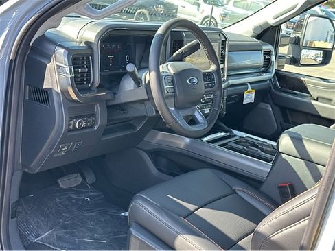 New 2025 Ford F250 Lariat w/ Lariat Ultimate Package image 7