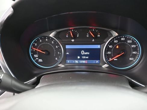 Used 2024 Chevrolet Equinox LT FWD image 25