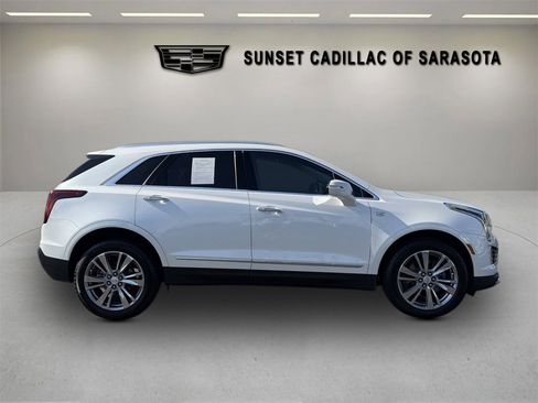 Certified 2024 Cadillac XT5 Premium Luxury image 2