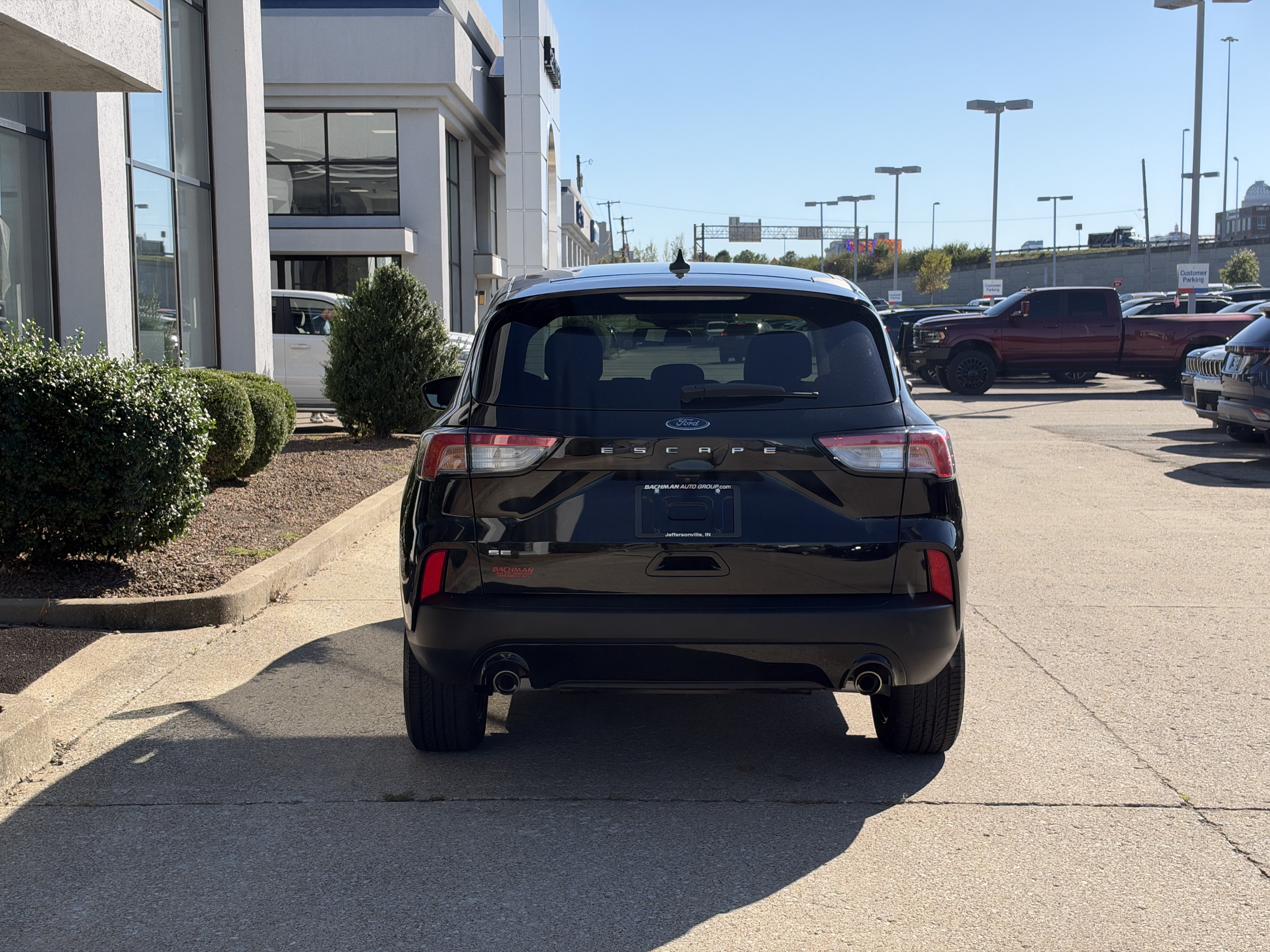 Used 2021 Ford Escape SE FWD image 6