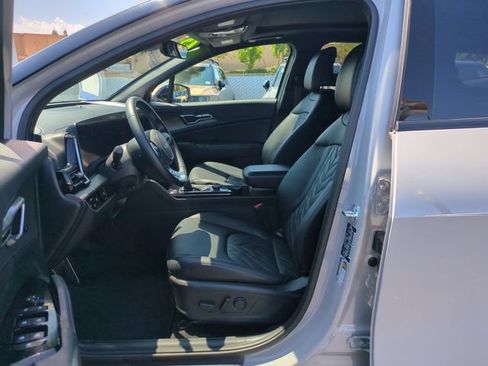 Certified 2025 Kia Sportage X-Pro Prestige AWD/4WD image 15
