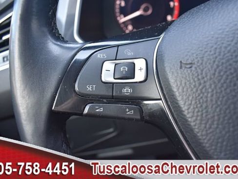 Used 2019 Volkswagen Tiguan SEL Premium AWD/4WD image 35