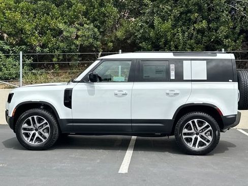 New 2026 Land Rover Defender 110 S AWD/4WD image 2