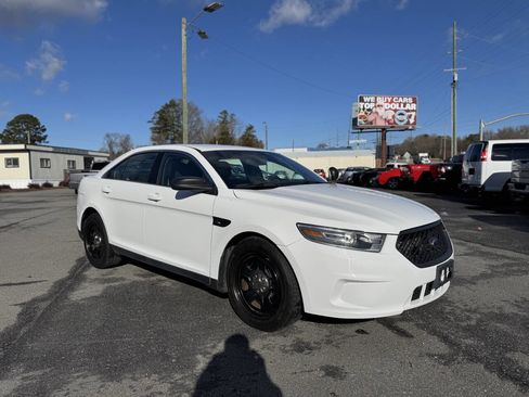 Used 2017 Ford Taurus Police Interceptor w/ Ready For The Road Package image 2