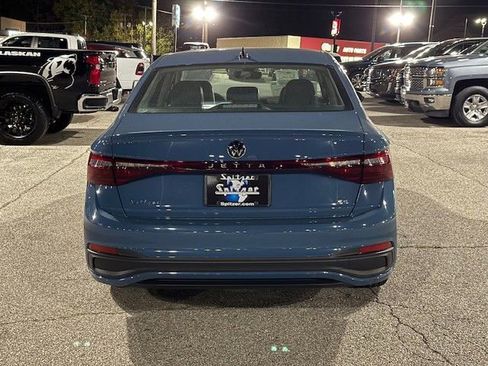 New 2026 Volkswagen Jetta SE image 6