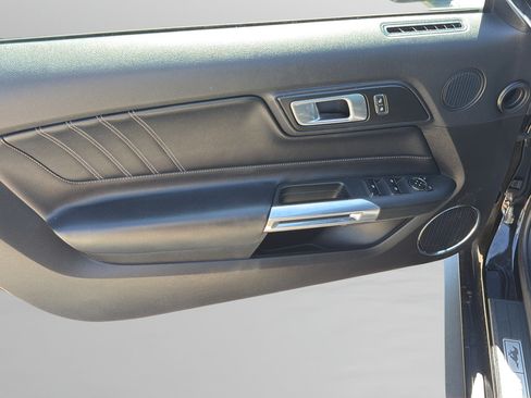 Used 2022 Ford Mustang Premium RWD image 13