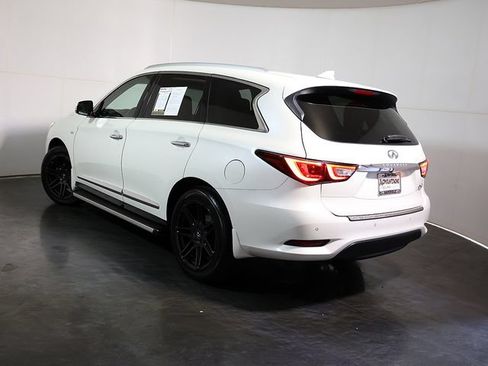 Used 2016 INFINITI QX60 Luxe w/ Premium Plus Package AWD/4WD image 2