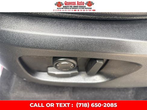 Used 2017 Land Rover Discovery Sport HSE image 22