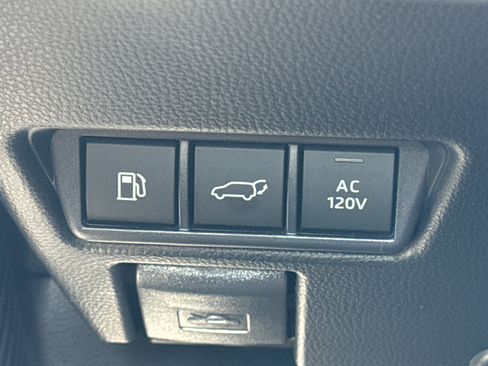 New 2026 Toyota Prius Plug-In Hybrid FWD image 24