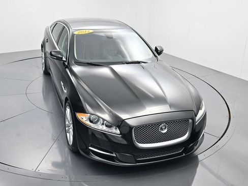 Used 2011 Jaguar XJ L image 49